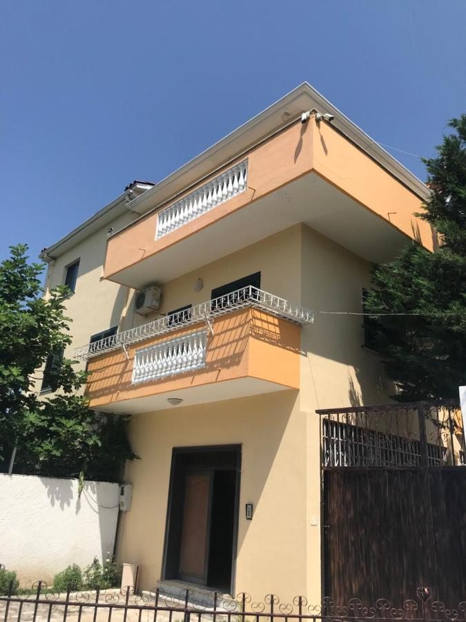 Sunrise Guest House Shkodra Kültér fotó