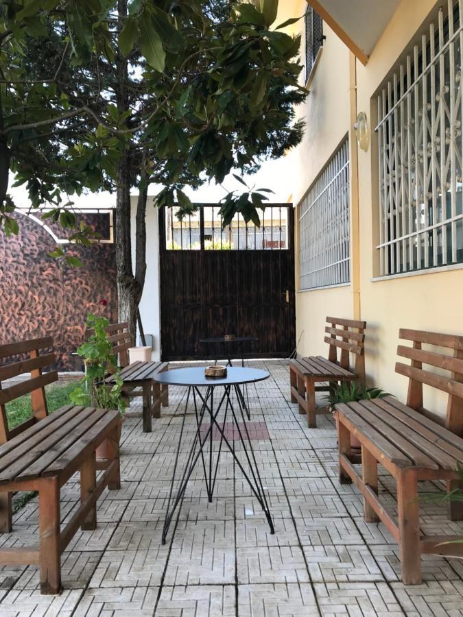 Sunrise Guest House Shkodra Kültér fotó